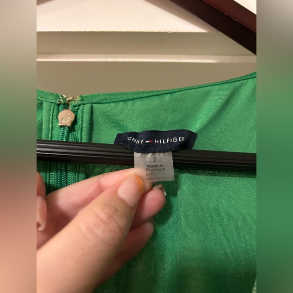 Tommy Hilfiger Women’s Sleeveless Dress. New Leaf/Ivory. - Picture 10 of 10